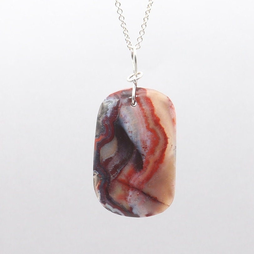 Red Mexico Agate Pendant – Reversible with 935 Silver Chain