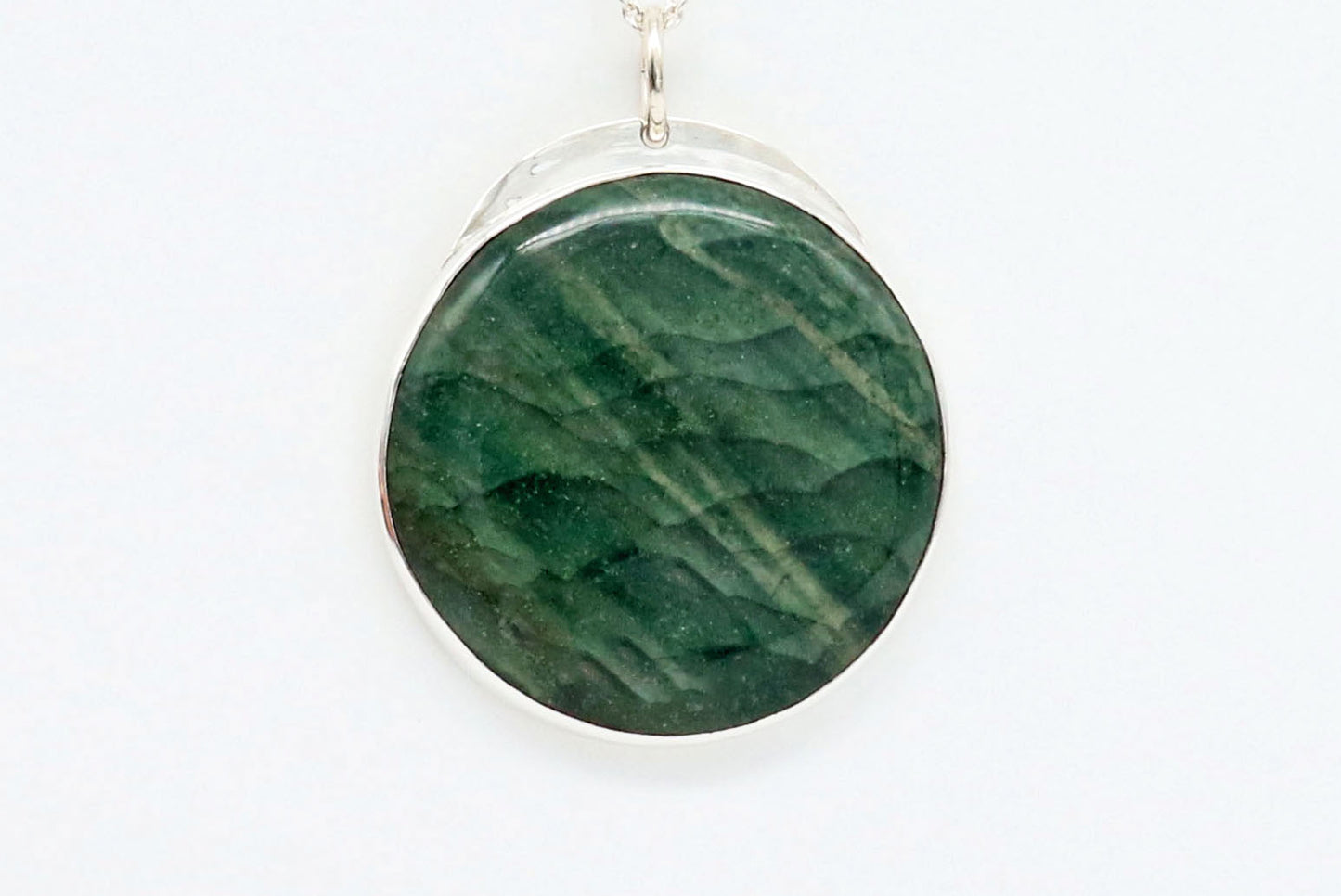 Arizona Green Lizard Pendant – 935 Argentium® Silver with Chain