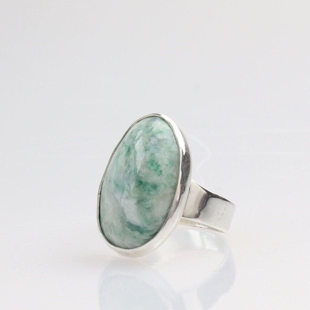 Handcut Mariposite gemstone ring in polished Argentium 935 silver, size 7.75