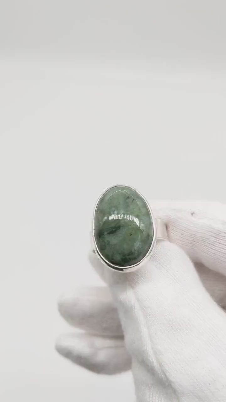 Demo Clip of Natural Wyoming Nephrite Jade ring handcrafted in solid Argentium 935 silver, size 11 1/4