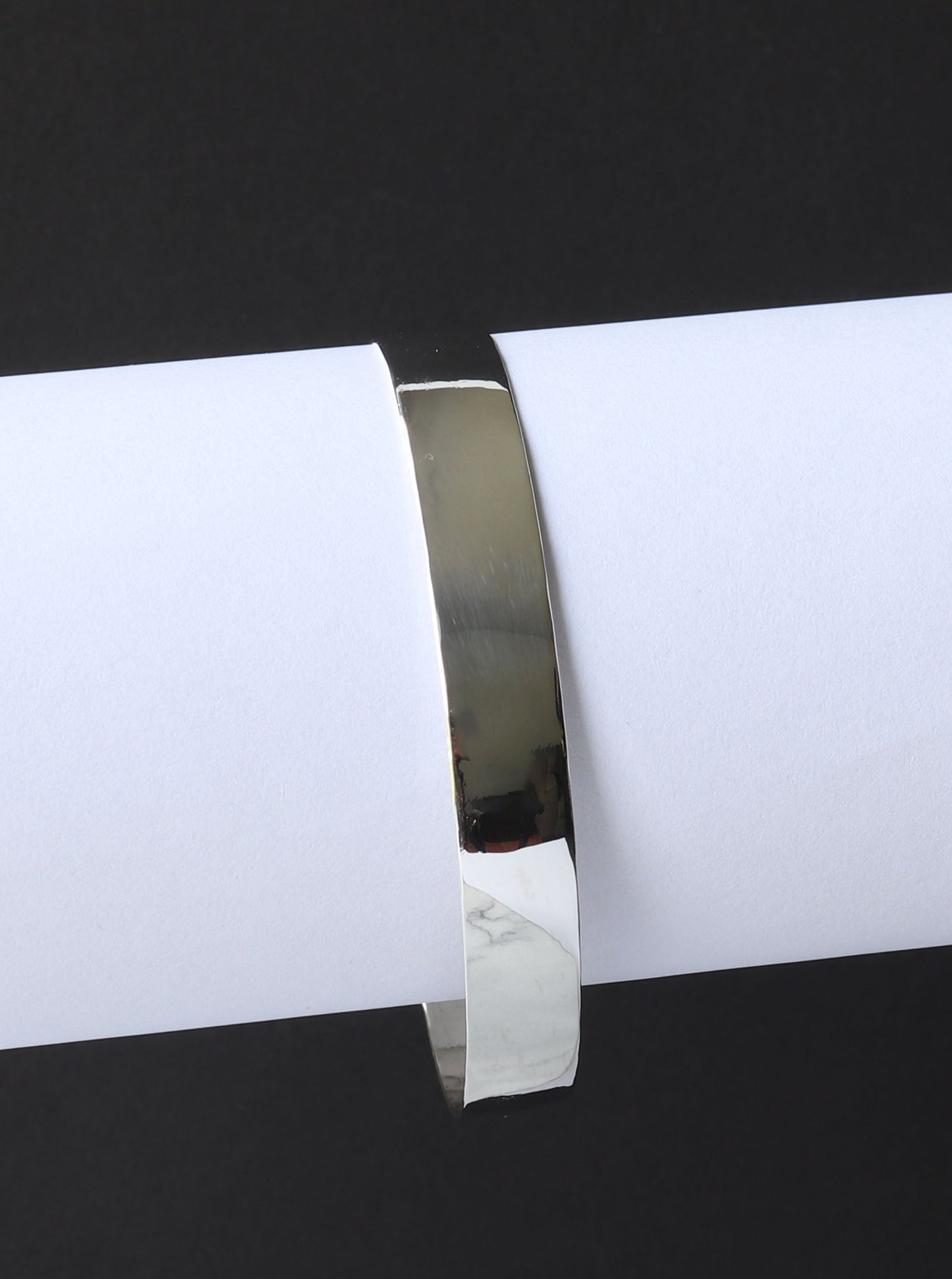 Side view of Beveled Bangle in solid Argentium Silver.